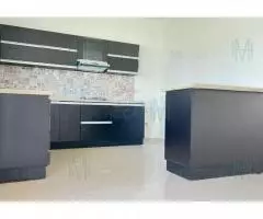 Dúplex de dos plantas de 110 m2 en Villa Elisa (cerca de Sol De América)