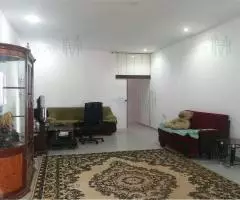 2 casas de 200 m2 en un terreno de 585 m2 en Mariano Roque Alonso - 6