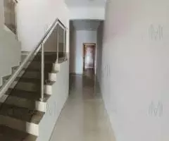 Casa de 2 plantas de 246 m2 en la zona de La Concordia - 11