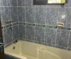 Amplia casa con piscina en Caacupé en un terreno de 0,5 Ha - 13