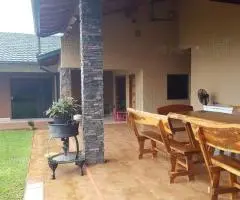 Casa 365 m2 en Bella Vista (Itapúa) terreno 0,37 Ha