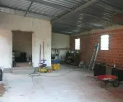 Casa 280 m2 + 180m2 en la ciudad de Atyrá (Cordillera) terreno 0,56 ha - 5