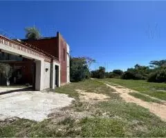Casa de 360 m2 en Atyrá (Cordillera)
