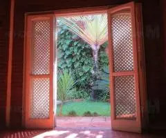 En venta hermosa casa de 5 dormitorios / Garage para 2 vehículos - 6