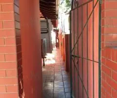 Venta de Hermosa casa 7 ambientes c/ Estacionamiento p/ 3 vehículos