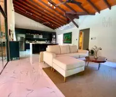 Casa de 180 m2 en un terreno de 528 m2 en San Bernardino (Cordillera) - 8