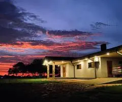 Vendo residencia con 5 hectareas de campo Hohenau - 10