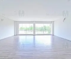 Casa-residencia en 780 m2 en Barrio Parque de Yacht (Lambare) - 15