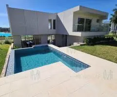 Casa de 340 m2 en San Bernardino (Cordillera) - 9