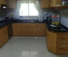 Dos casas - 270 m2 + 120 m2 en un terreno de 1860 m2 en Hohenau (Itapúa)
