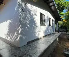Casa de 90 m2 en un terreno de 1000 m2 en Atyrá (Cordillera) en venta.