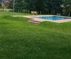 Casa de 3 dormitorios en un terreno de 0,5 hectáreas en Escobar (Paraguarí)