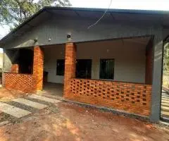 Casa de 144 m2 en terreno de 490 m2 en Areguá (Central)