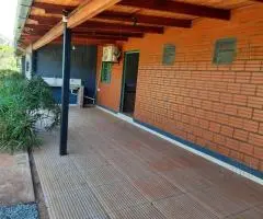 Casa renovada con jardín!
