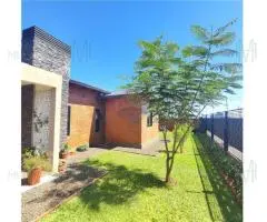 Vendo residencia en Hohenau - 7