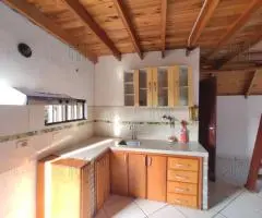 Casa Alpina En Venta a minutos de las playas de Encarnacion - 9