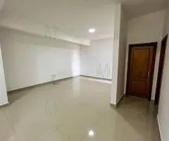 Amplio departamento 4C - Edificio Manhattan - 10