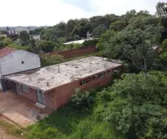 Amplia propiedad ideal para inversión!! - 1