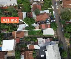 Casa con local comercial en el Barrio Pacu Cuá - Encarnación.