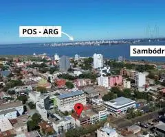 Propiedad ubicada sobre la Avda. Caballero, en pleno corazón de la ciudad de Encarnación.