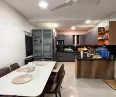 Vendo Residencia Amoblada y Equipada – Villa Elisa, Barrio Mbokayaty