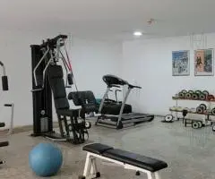 Vendo Casa en esquina - Nazareth, Asunción