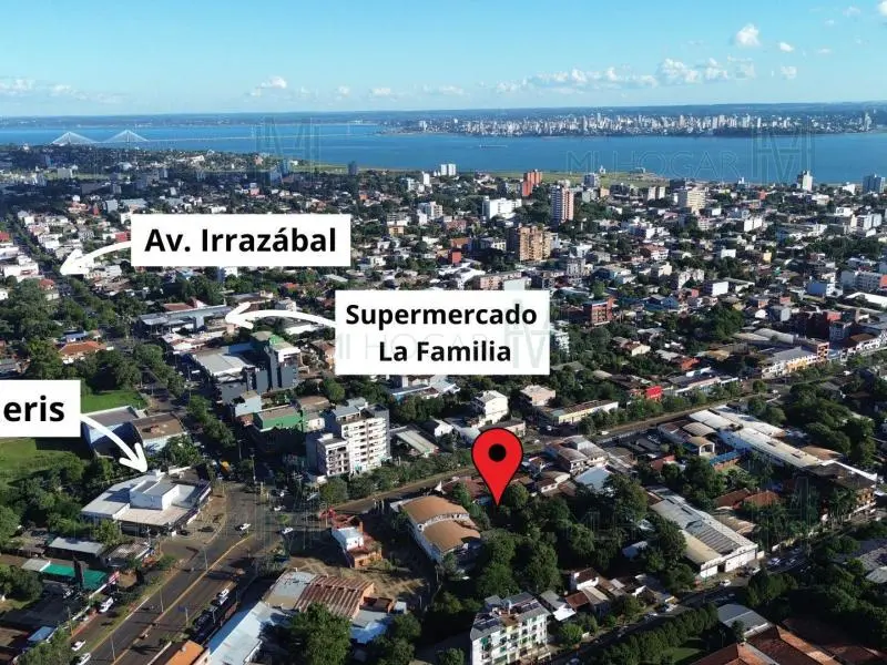 Amplia propiedad ubicada sobre la Avenida Caballero en la ciudad de Encarnación. - 3/5