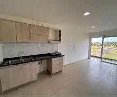 Departamento ubicado en el segundo piso - Edificio San José IV. - 12