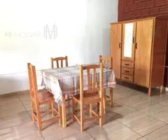 CASA RENOVADA CON TRES APARTAMENTOS Y JARDÍN!